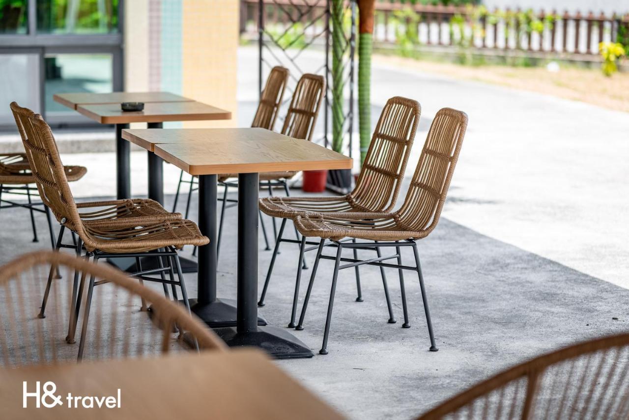 Taitung Rainbow Pet Friendly Maison Resort Exterior photo